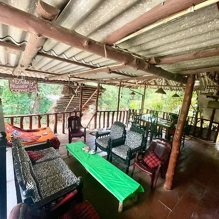 The Traveller'S Hostel & Private Rooms Sigiriya Luaran gambar