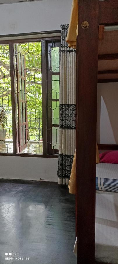 The Traveller'S Hostel & Private Rooms Sigiriya Luaran gambar