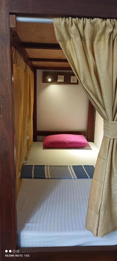 The Traveller'S Hostel & Private Rooms Sigiriya Luaran gambar